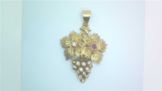 Pendente Sommer Donna Conte Antonio Napoli in Oro giallo Diamante 0.14 Ct UVA RUB CT 0.03 DIA CT 0.14 - UVA RUB CT 0.03 DIA CT 0.14